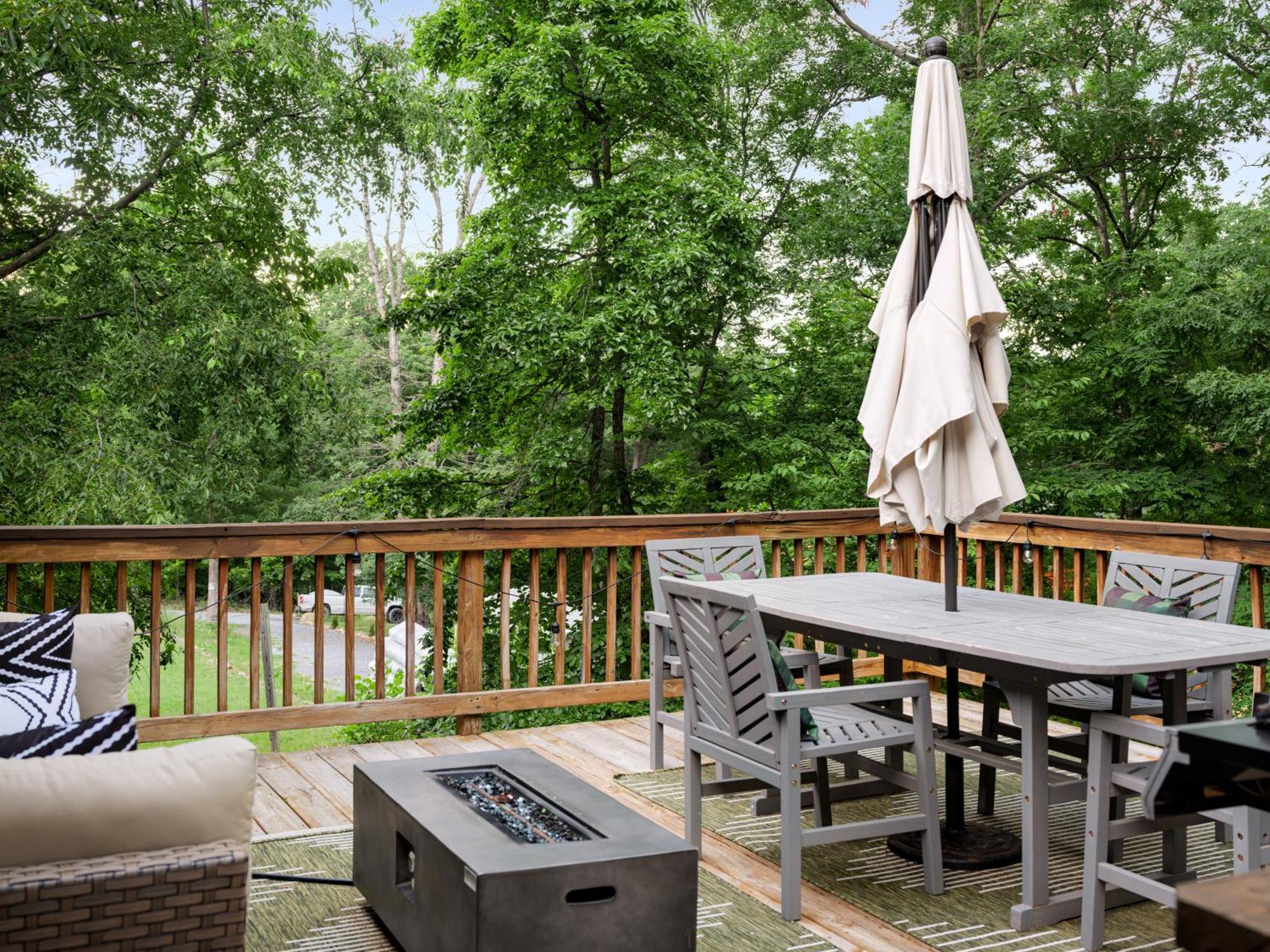 Shenandoah Dog Friendly Cabin With River Access, Hot Tub, Fire Pit, Bbq, Outdoor Dining Eksteriør bilde