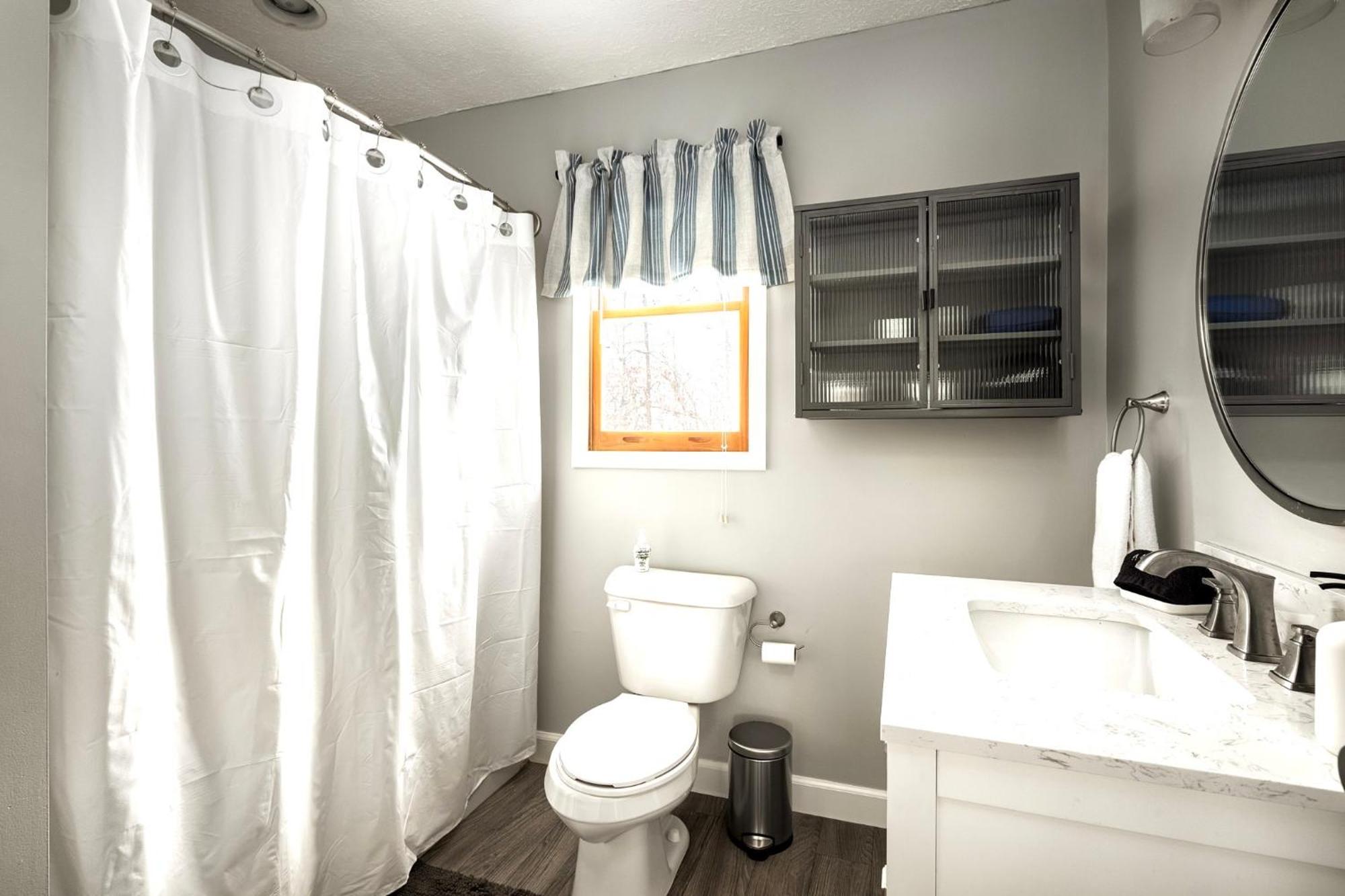 Shenandoah Dog Friendly Cabin With River Access, Hot Tub, Fire Pit, Bbq, Outdoor Dining Eksteriør bilde