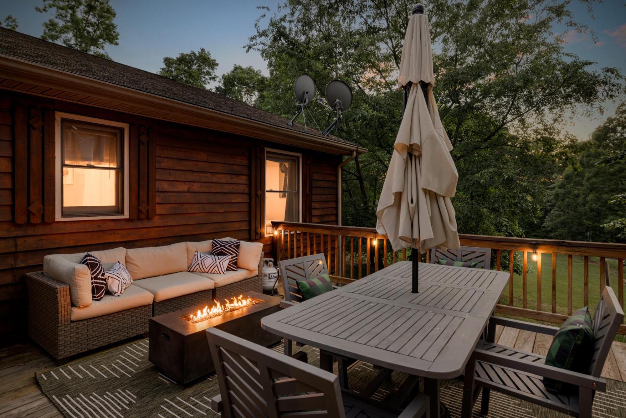 Shenandoah Dog Friendly Cabin With River Access, Hot Tub, Fire Pit, Bbq, Outdoor Dining Eksteriør bilde